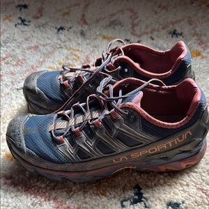 La Sportiva Ultra Raptor Trail Runners